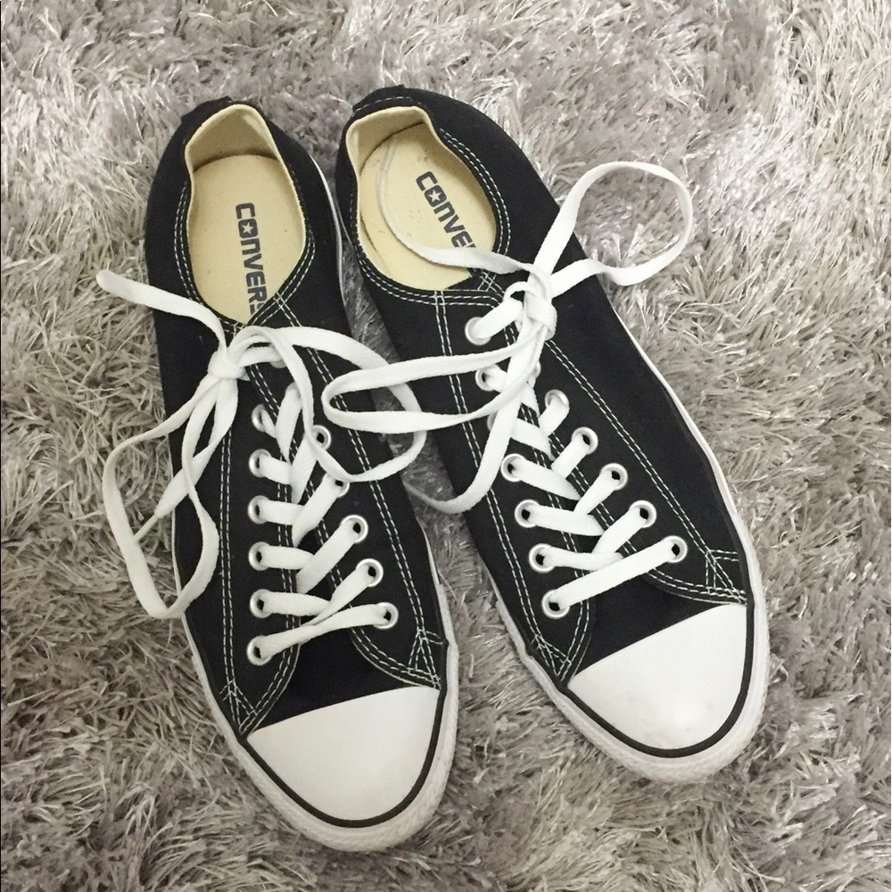 🌟BLACK LOW TOP CONVERSE ALL STAR 🌟